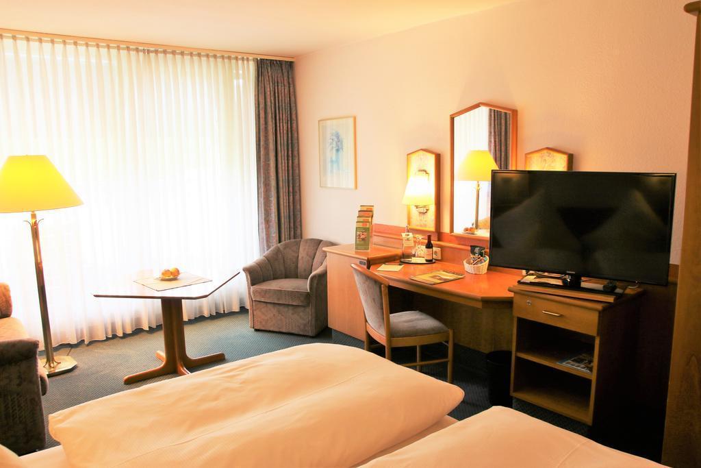 Hotel Graf Eberhard Bad Urach Exterior foto